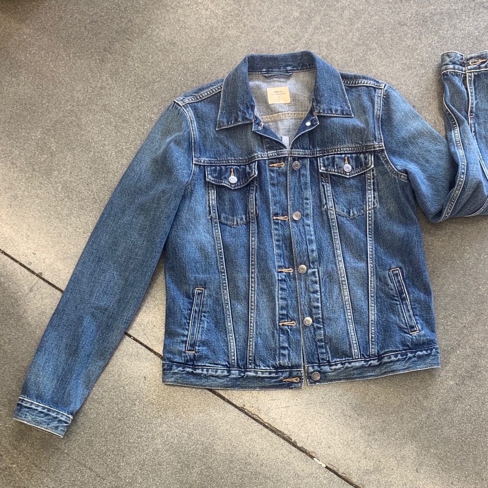 GAP Light Blue Denim Jacket with Tan Label